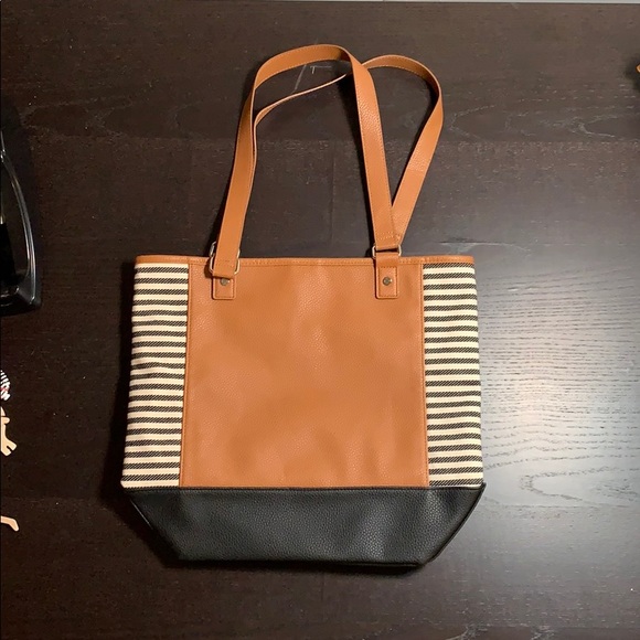 thirty-one Handbags - Thirty one color block tote